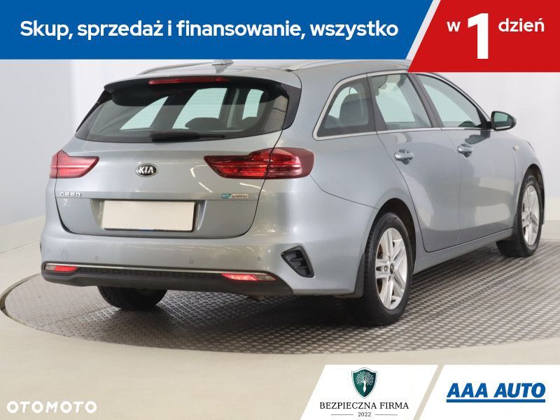 Kia Ceed - 7