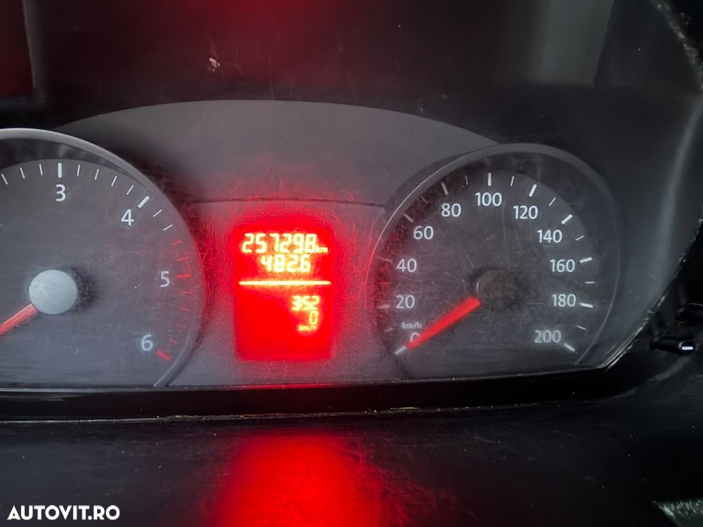 Volkswagen Crafter - 12