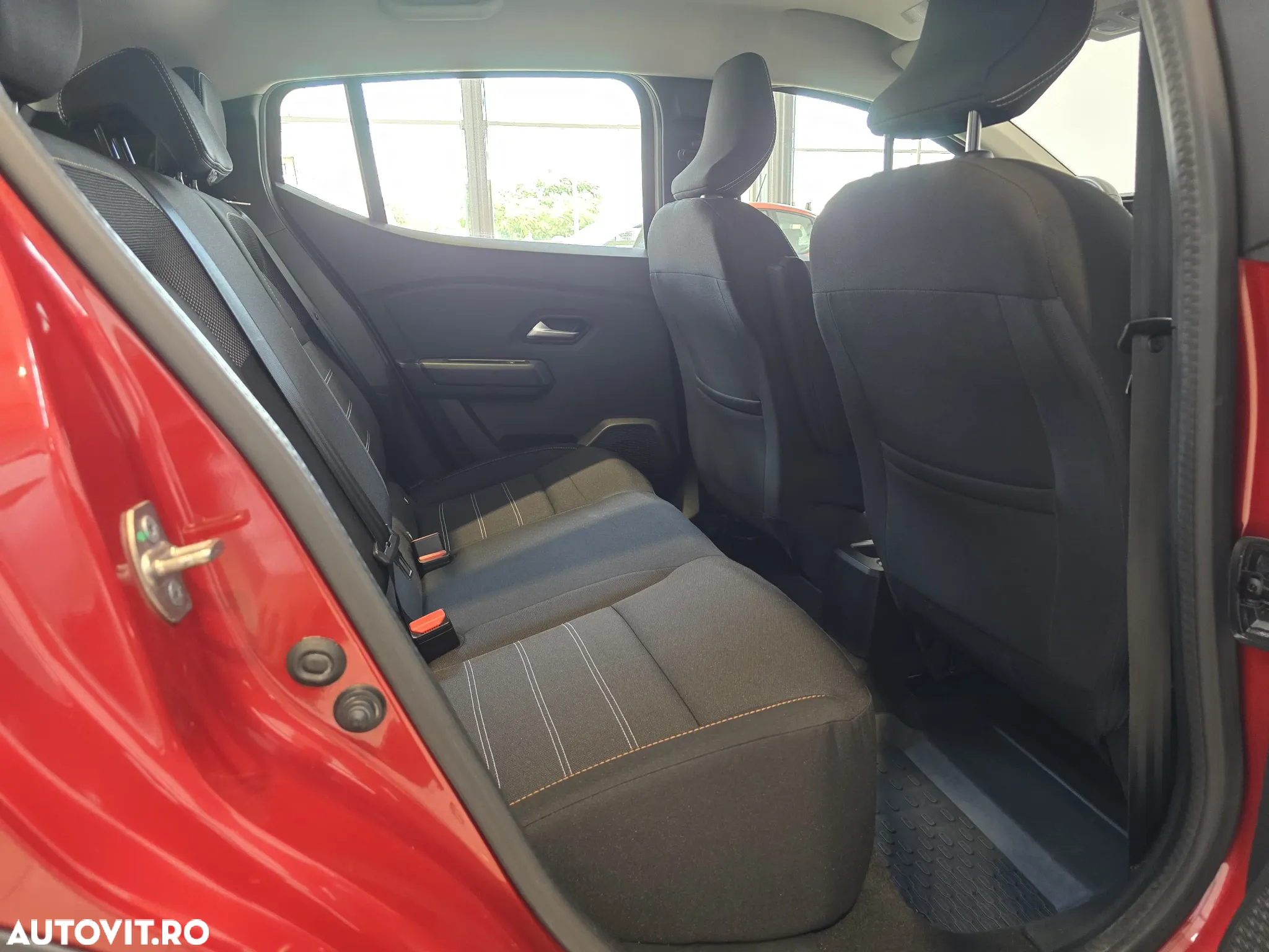 Dacia Sandero Stepway TCe 90 MT6 Comfort - 12
