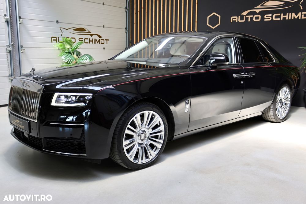 Rolls-Royce Ghost - 2