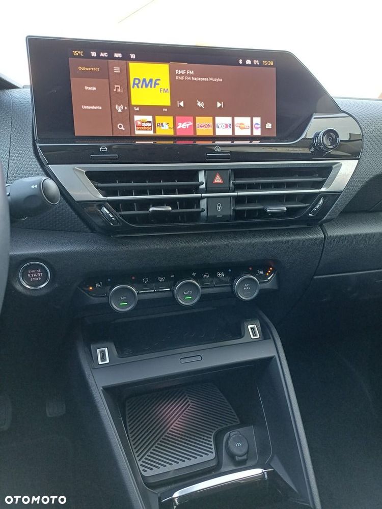 Citroën C4 1.2 PureTech Max S&S EAT8 - 16