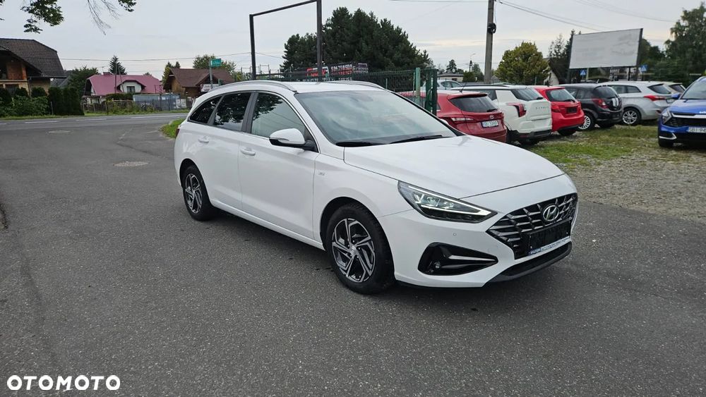 Hyundai i30 Kombi 1.5 T-GDI 48V-Hybrid Advantage - 10