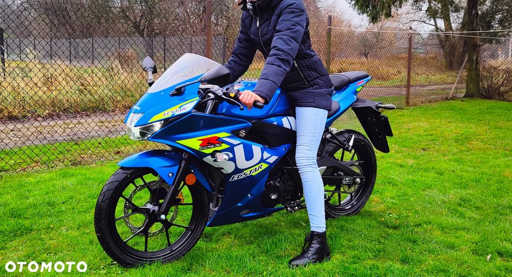 Suzuki GSX-R - 1