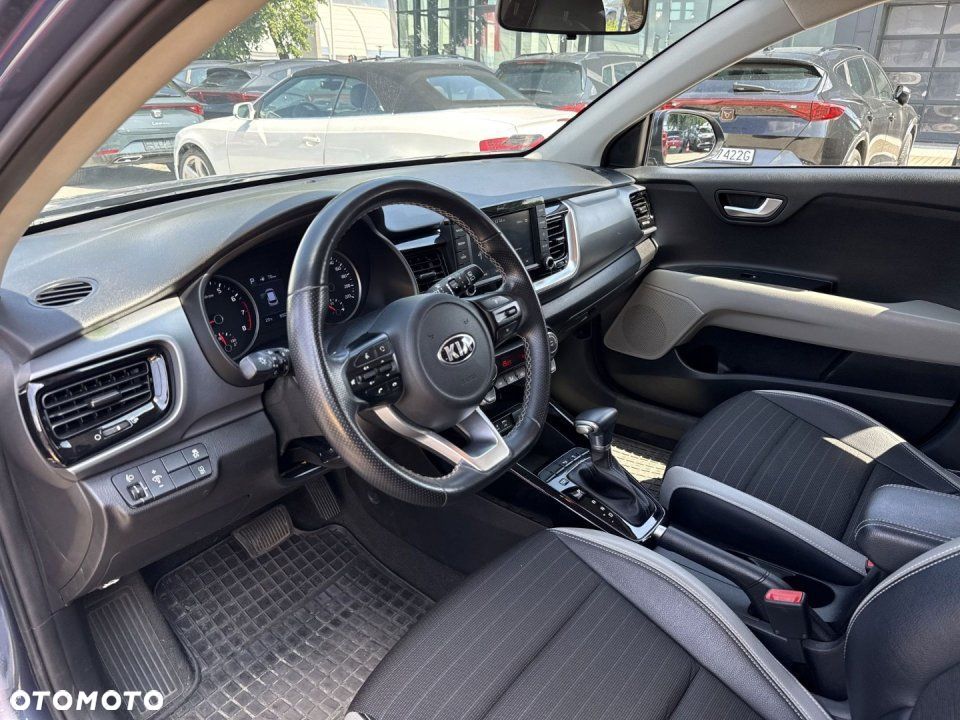 Kia Stonic - 17
