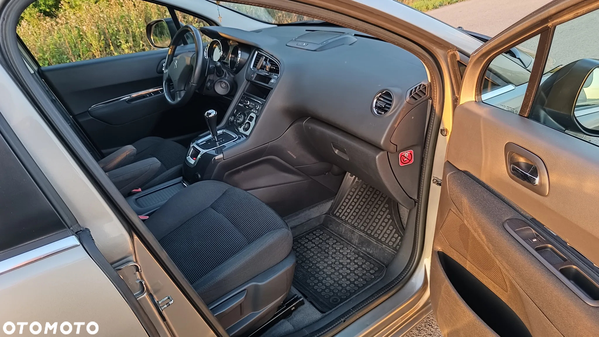 Peugeot 5008 e-HDI 115 ETG6 Stop&Start Active - 15