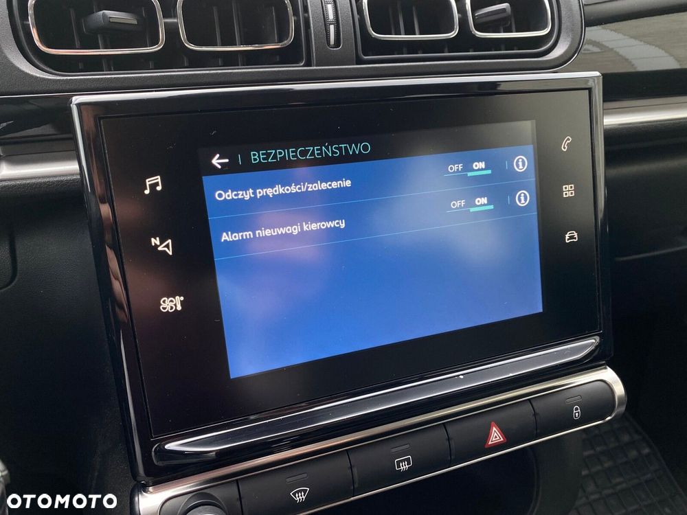 Citroën C3 1.2 PureTech Shine - 19