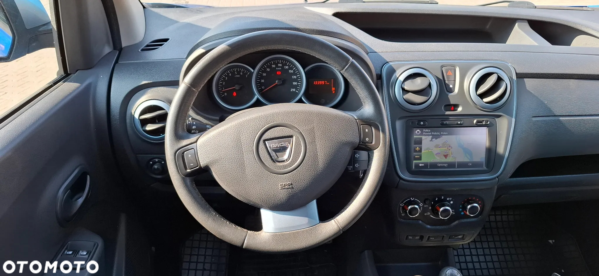Dacia Dokker TCe 115 Stepway Celebration - 14