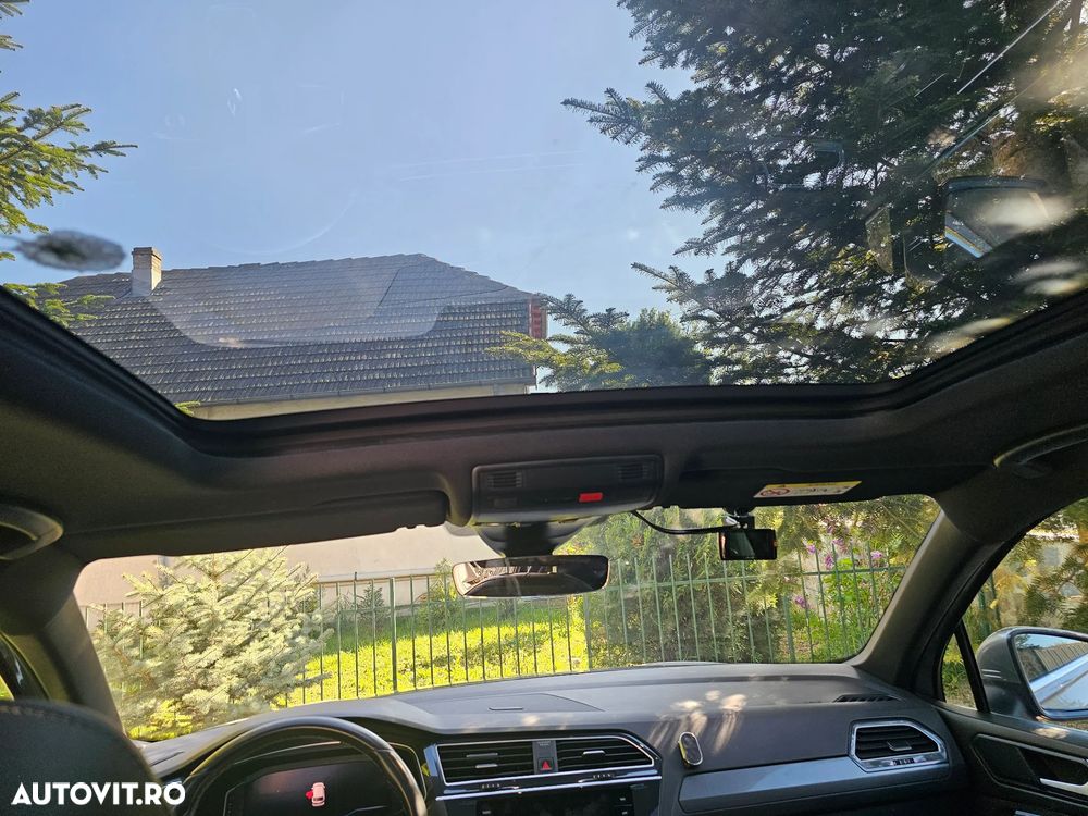 Volkswagen Tiguan - 23