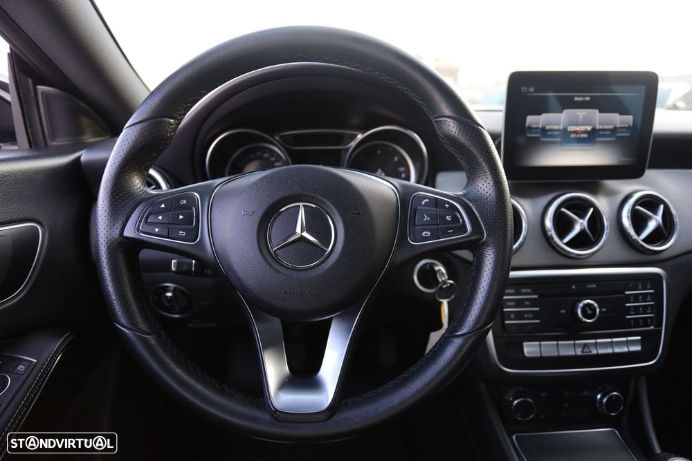 Mercedes-Benz CLA 180 d Urban - 14