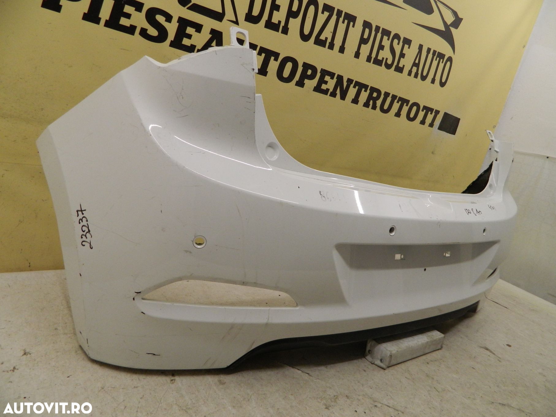 Bara spate Hyundai I20, 2015, 2016, 2017, 2018, cod origine 86611-C8000. - 3
