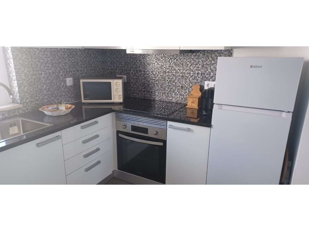 Apartamento T1 a 2 minutos da praia - Grande imagem: 4/16