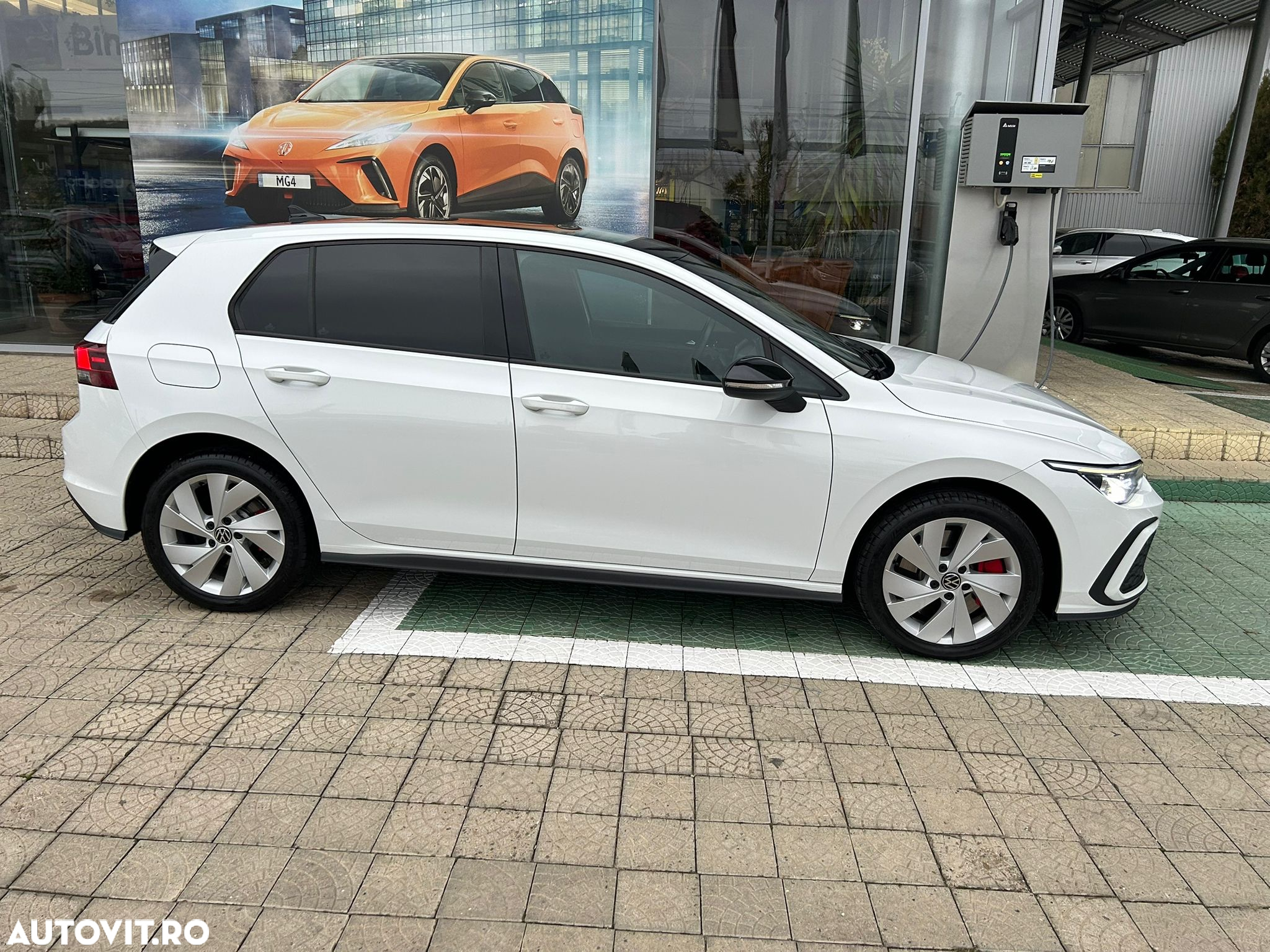 Volkswagen Golf 1.5 eHybrid OPF DSG GTE - 3
