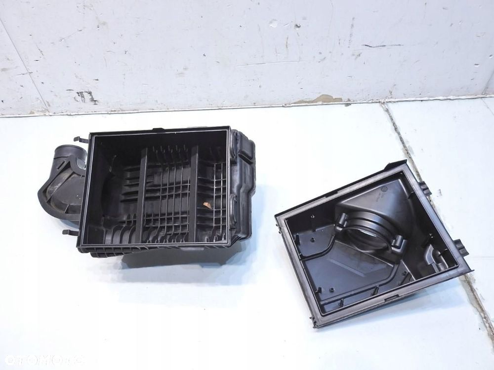 OBUDOWA FILTRA POWIETRZA RENAULT LAGUNA III 2.0 DCI 8200545836 H8200581277 - 8