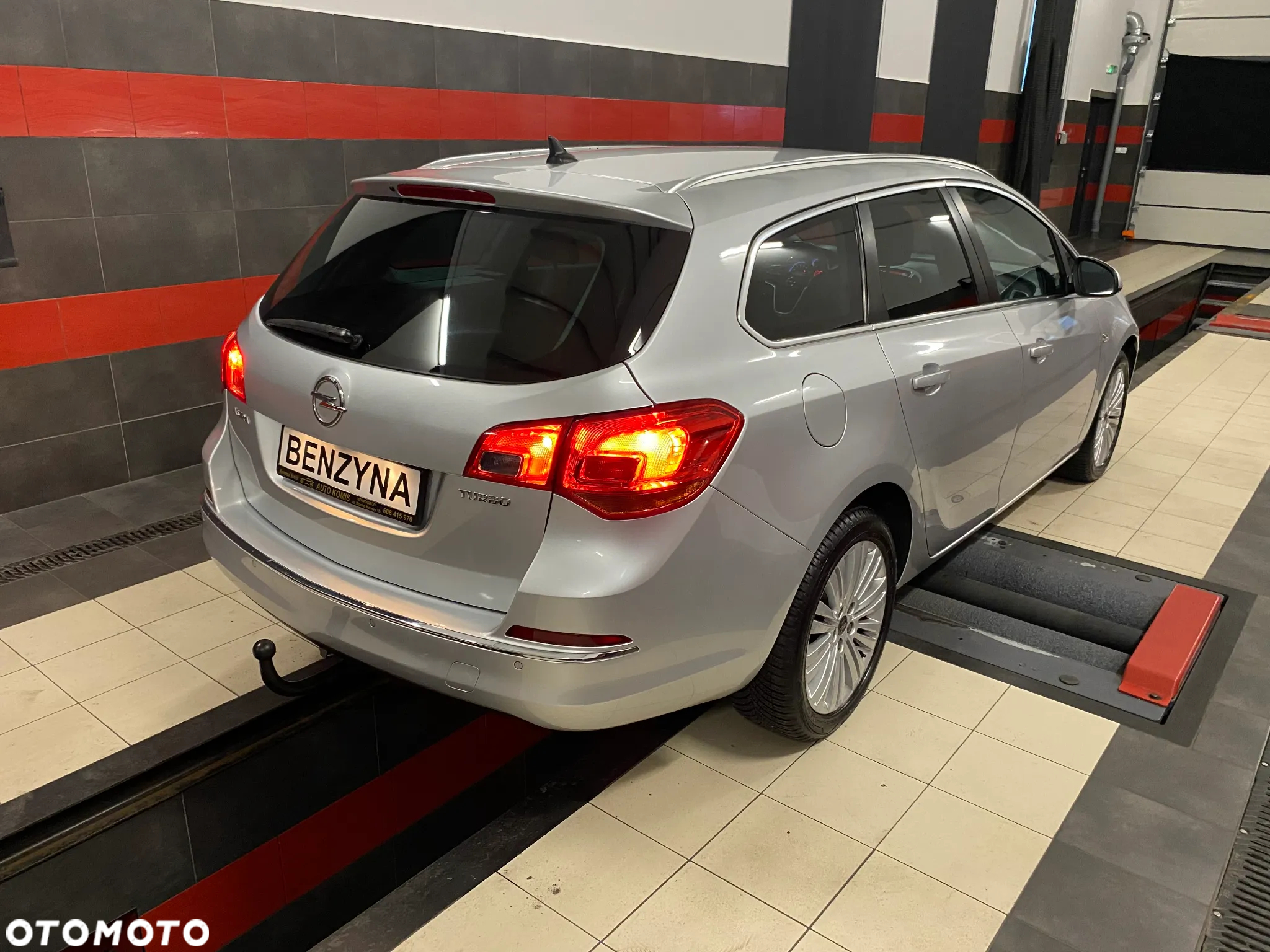 Opel Astra 1.4 Turbo Sports Tourer Edition - 9