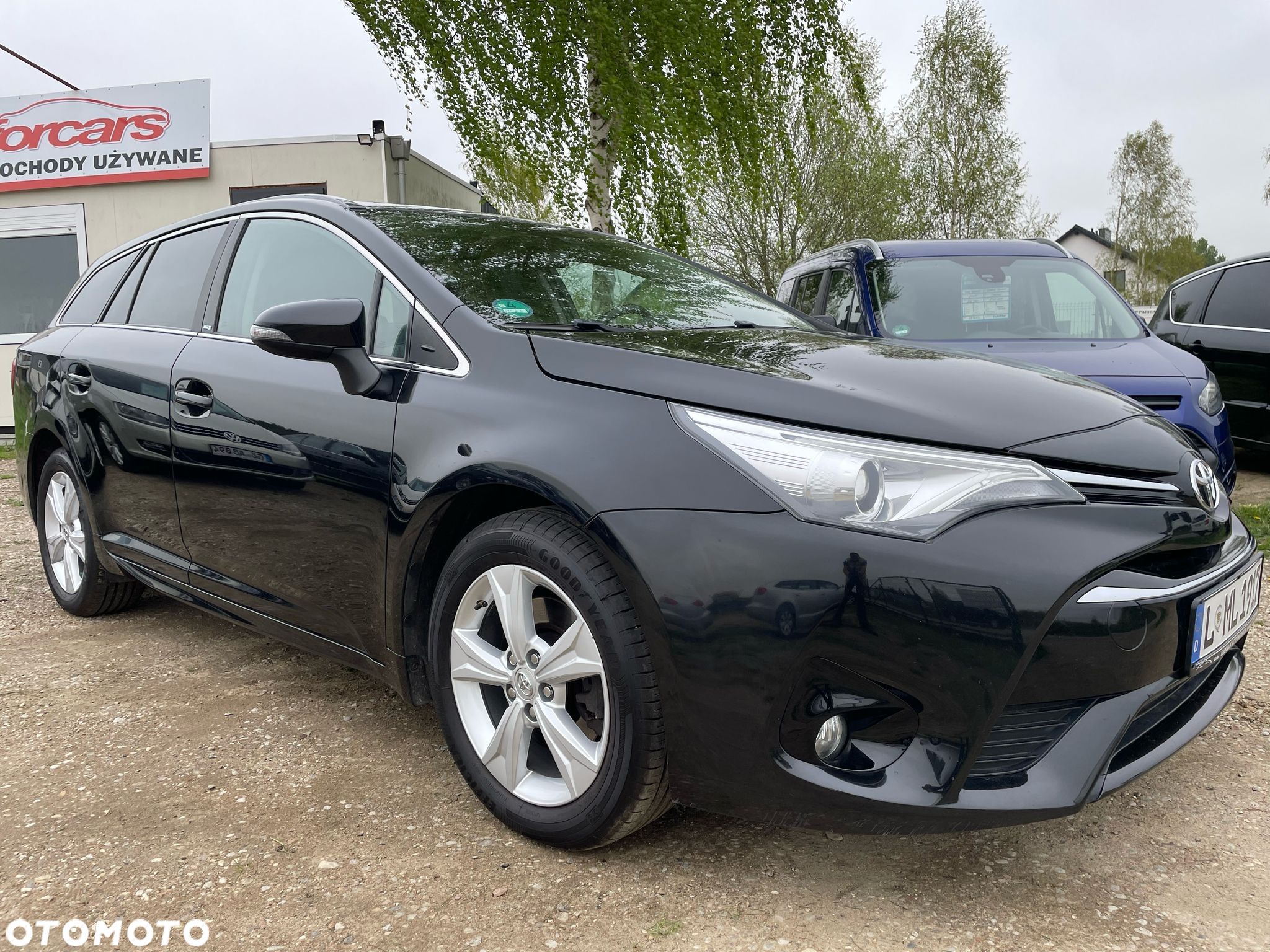 Toyota Avensis Touring Sports 2.0 D-4D Edition-S - 1