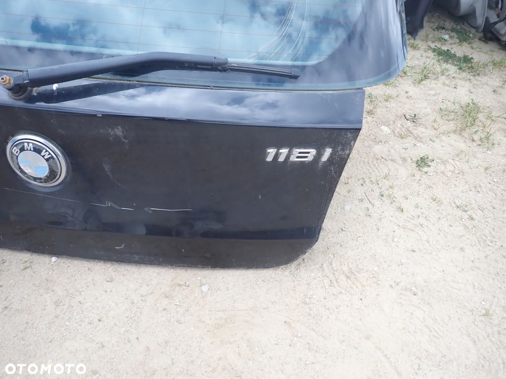 BMW E87 1  KLAPA TYŁ KPL - 4