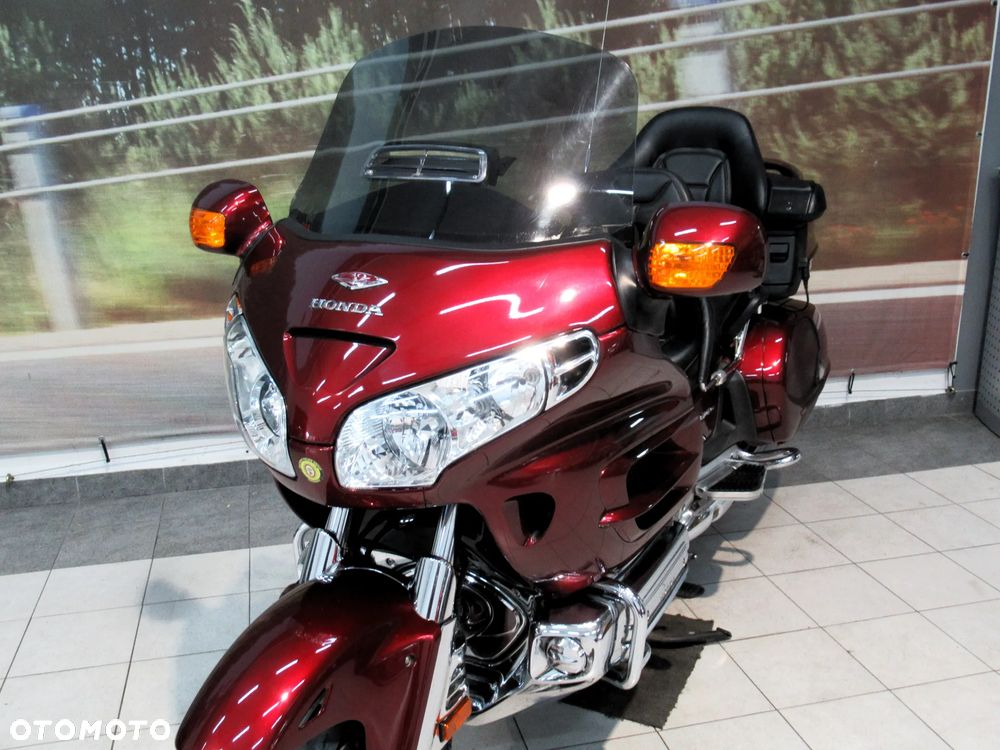 Honda GL - 9
