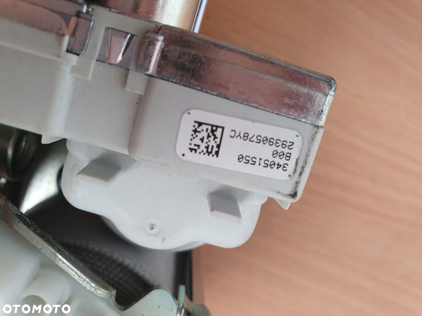 PAS BEZPIECZEŃSTWA PRZÓD MERCEDES ML164 GL X164 - 4