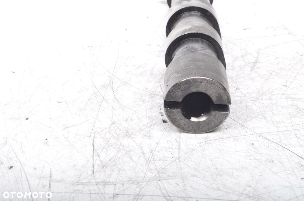 VOLVO V50 2.0 D WAŁEK ROZRZĄDU SSĄCY 9644077180 - 3