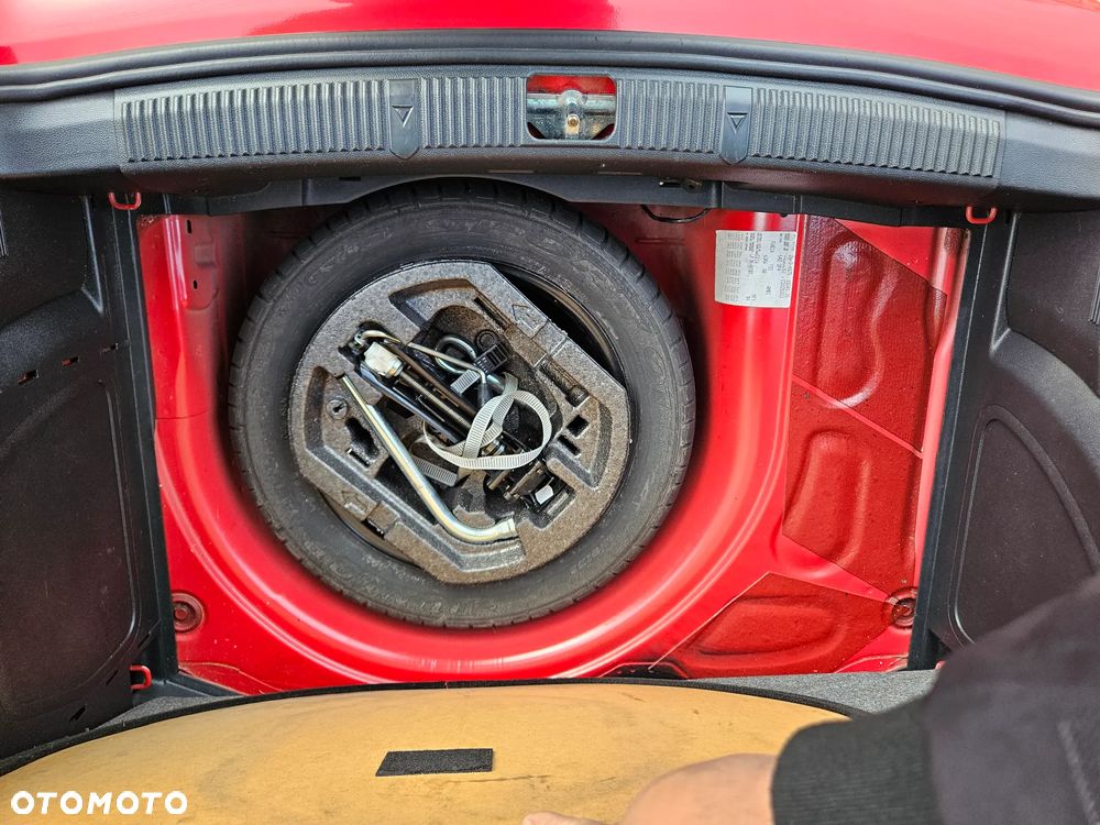 Skoda Fabia 1.2 TSI STYLE EDITION - 17