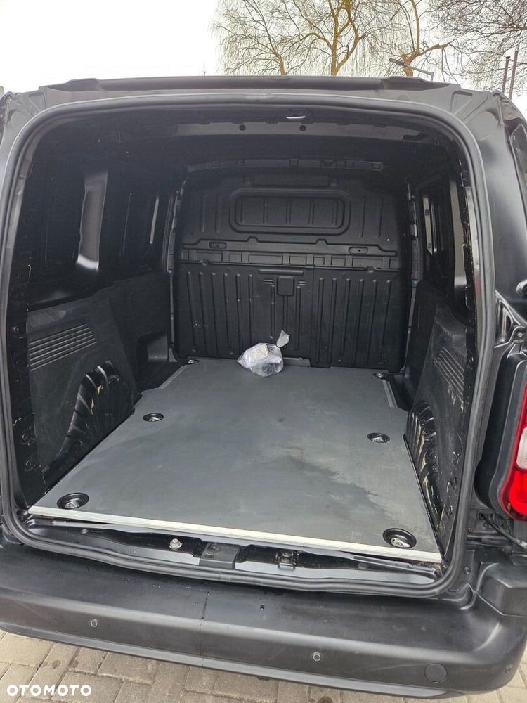 Toyota PROACE CITY - 15