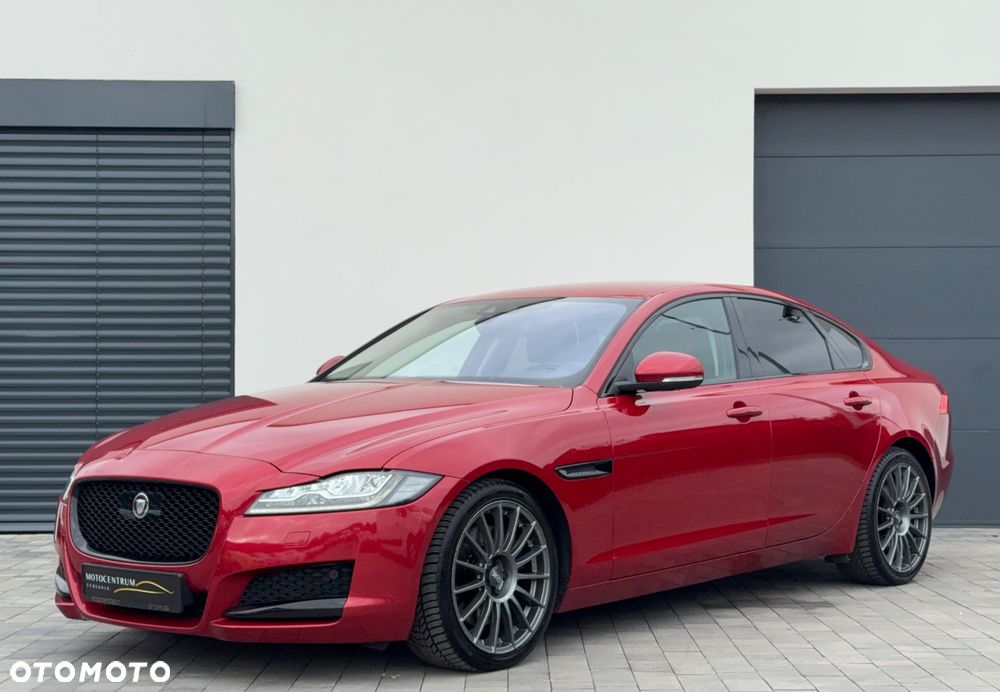 Jaguar XF 30d Portfolio - 2