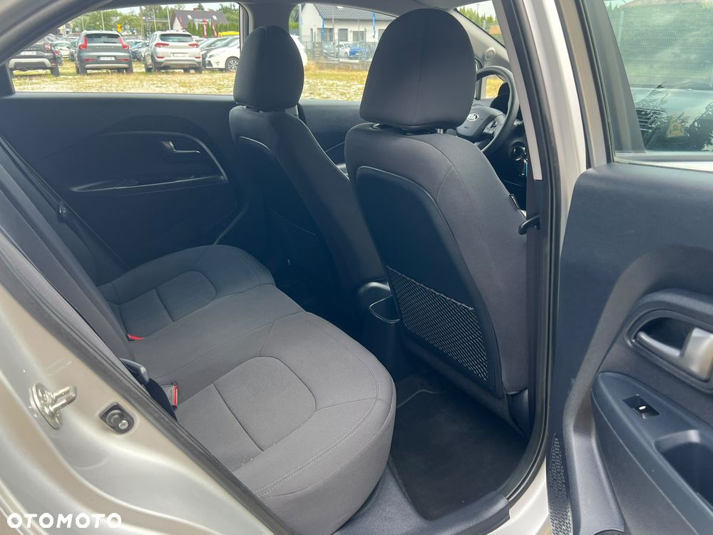 Kia Rio 1.2 Edition 7 - 16