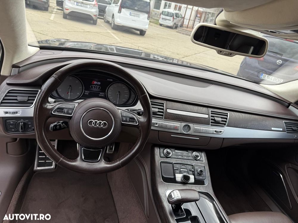 Audi S8 Standard - 7