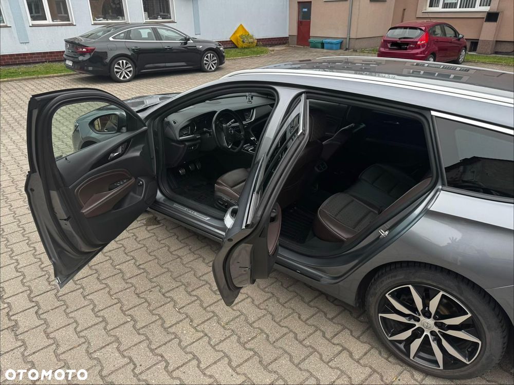 Opel Insignia 2.0 Exclusive - 11