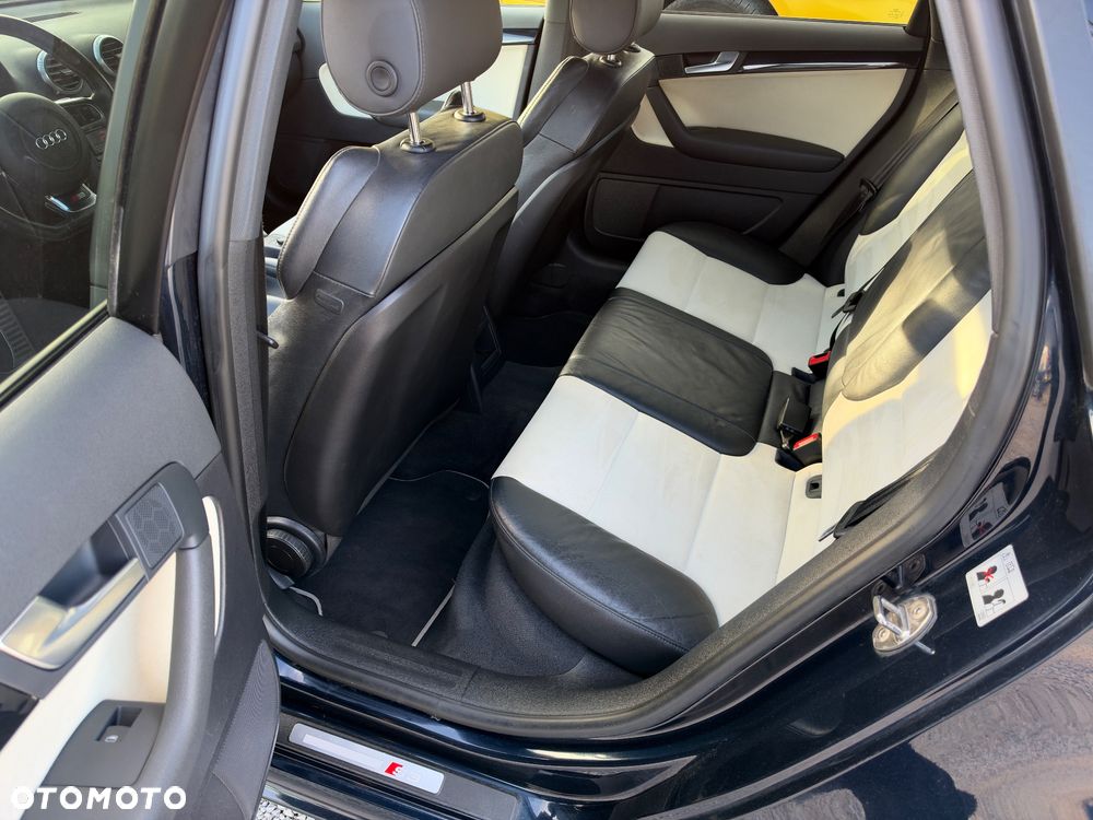 Audi S3 S tronic - 32
