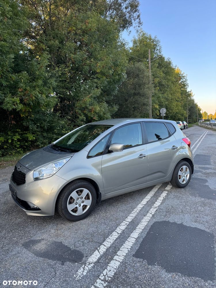 Kia Venga 2017 photo 2