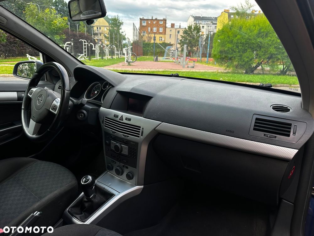 Opel Astra - 11