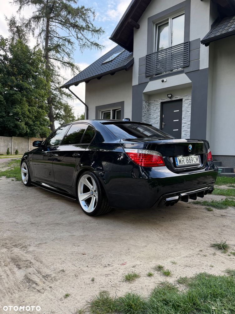 BMW Seria 5 525d Edition Sport - 4