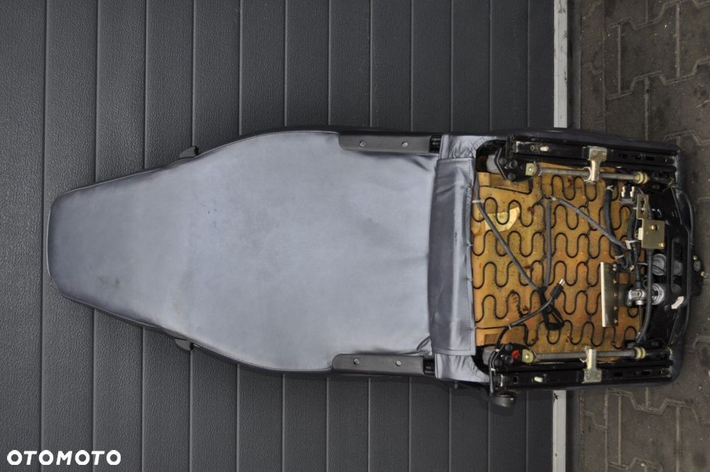 PORSCHE 911 II 930 COUPE FOTELE KANAPA SKÓRA ELEK - 26