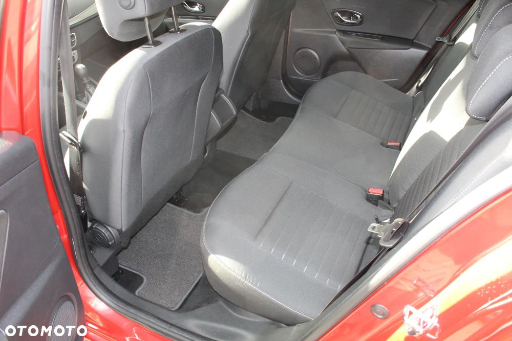 Renault Megane - 30