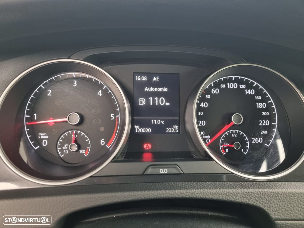 VW Golf Variant 1.6 TDi Confortline - 25