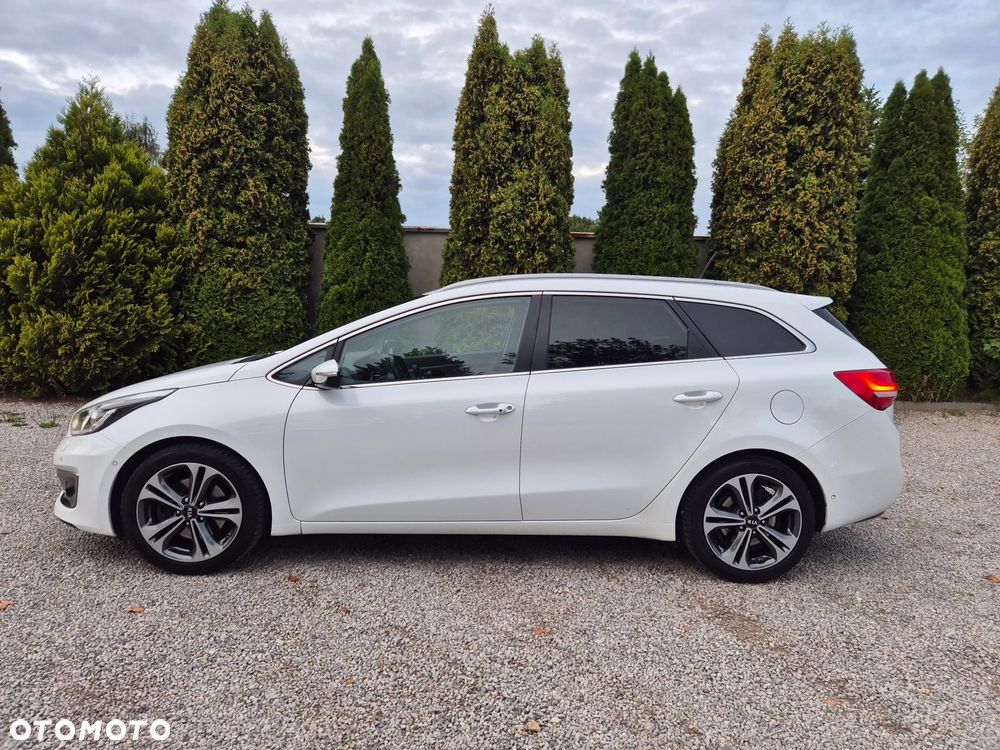 Kia Ceed 1.6 GDI ISG Spirit - 16