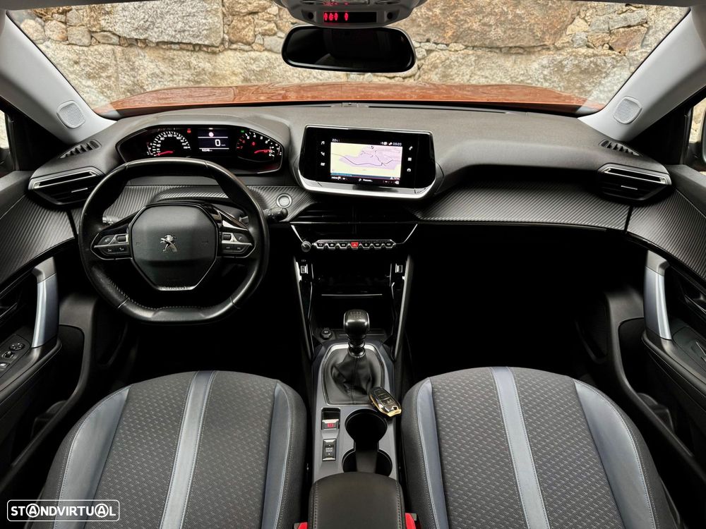 Peugeot 2008 1.2 PureTech Allure - 9