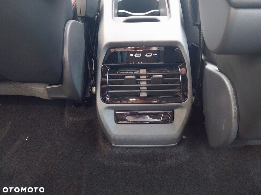 Volkswagen ID.5 52kWh Pure - 22