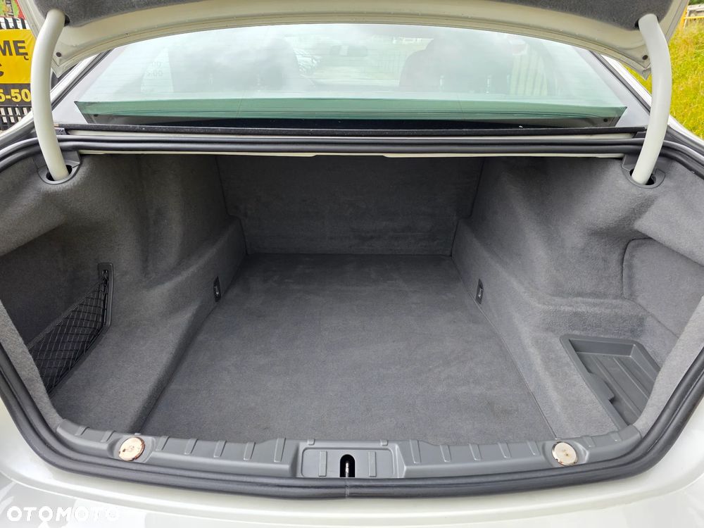 BMW Seria 7 740d xDrive - 7