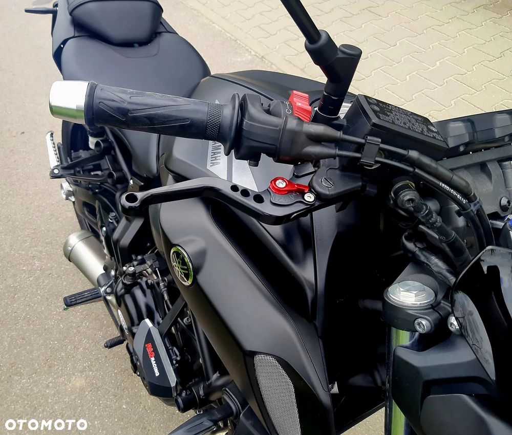 Yamaha MT - 16