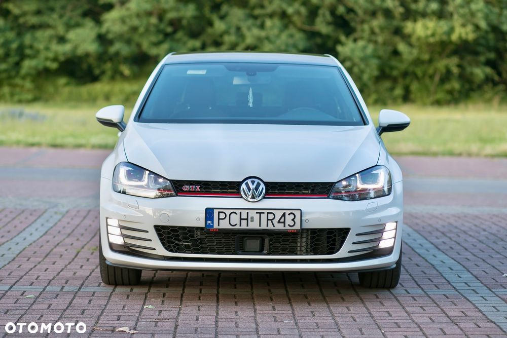 Volkswagen Golf 2.0 TSI BMT GTI Performance - 2