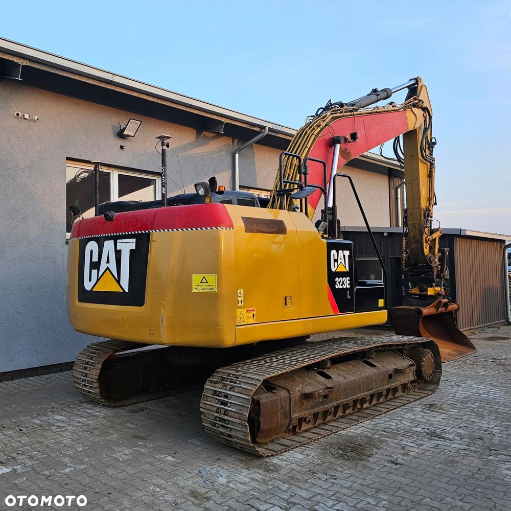 Caterpillar 323EL - 3