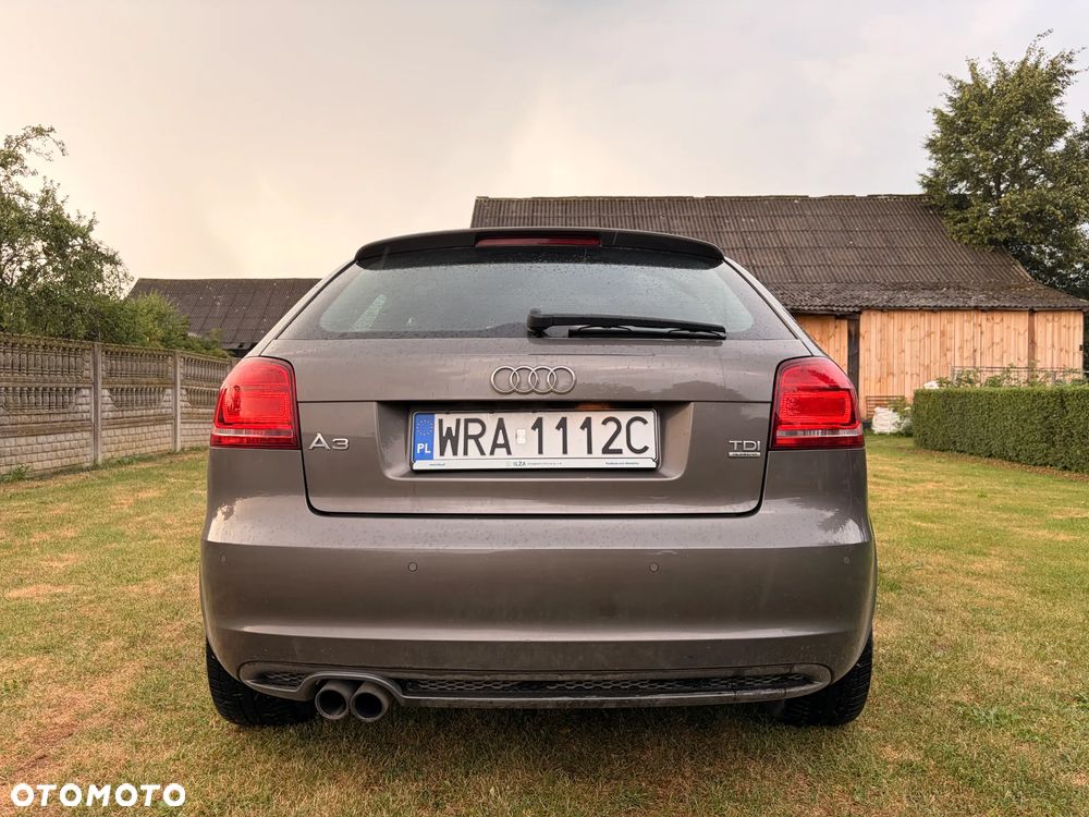 Audi A3 3-drzwiowe 2.0 TDI DPF Quattro Attraction - 5