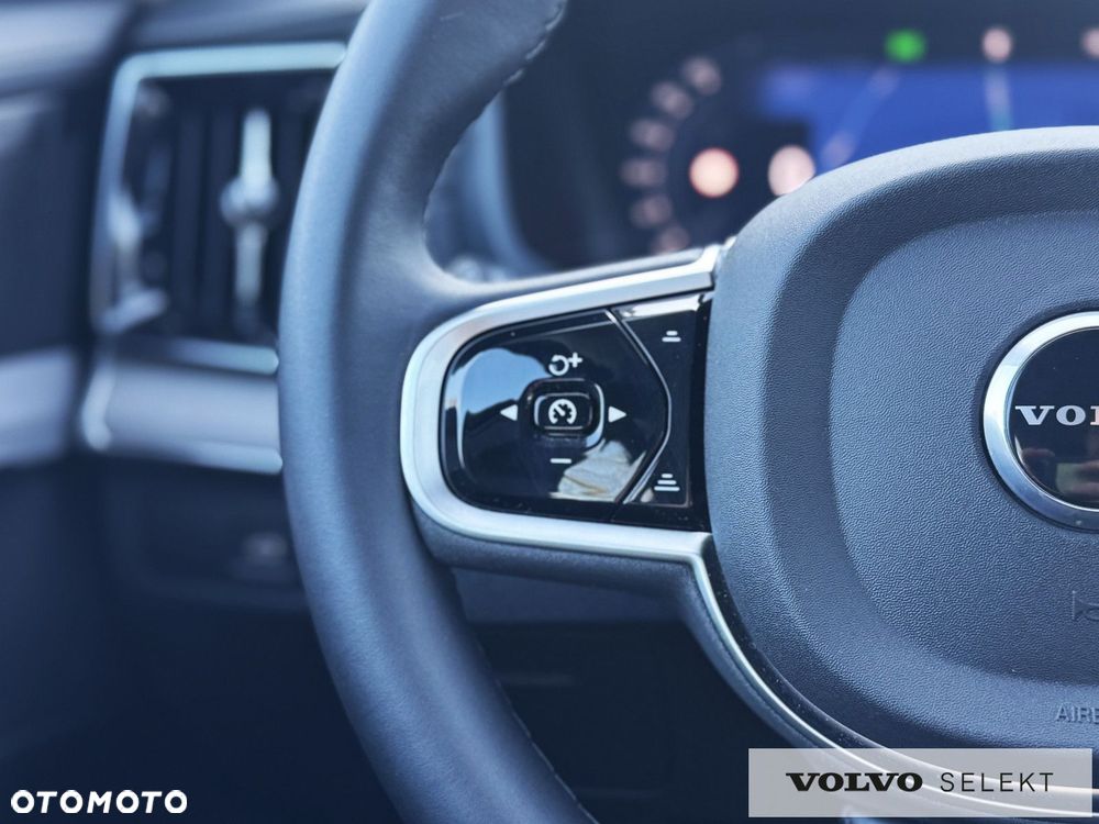 Volvo XC 90 - 12