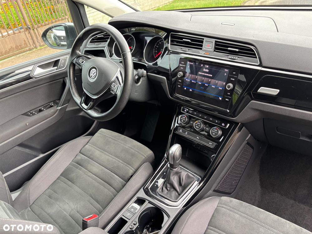 Volkswagen Touran 2.0 TDI SCR DSG Highline - 13