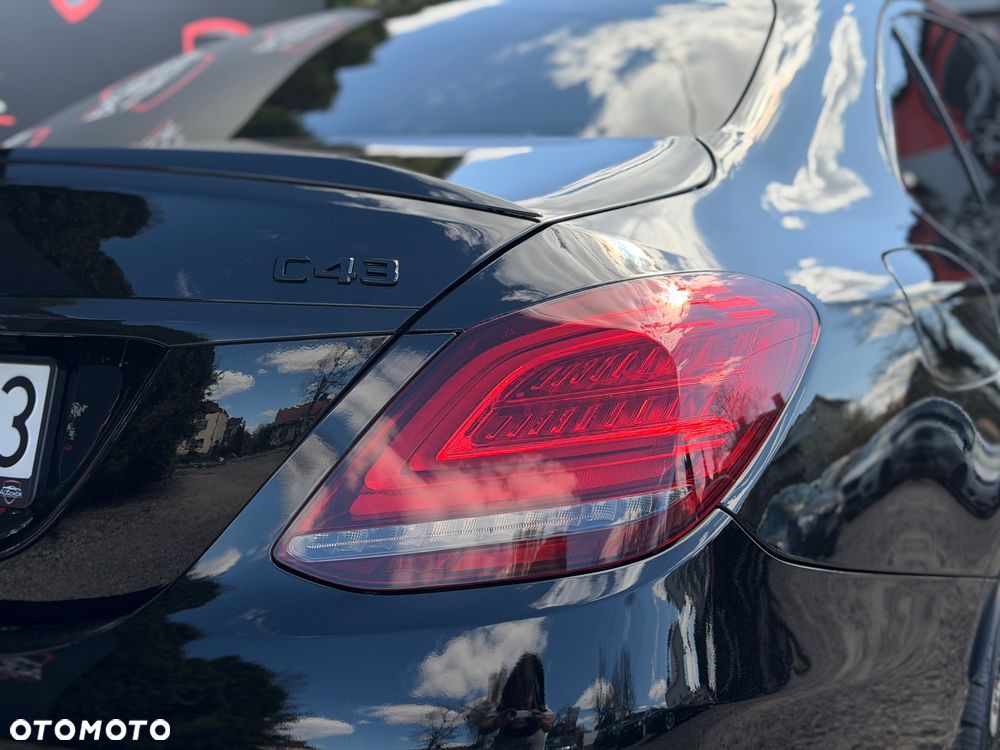 Mercedes-Benz Klasa C AMG 43 4Matic 9G-TRONIC - 14