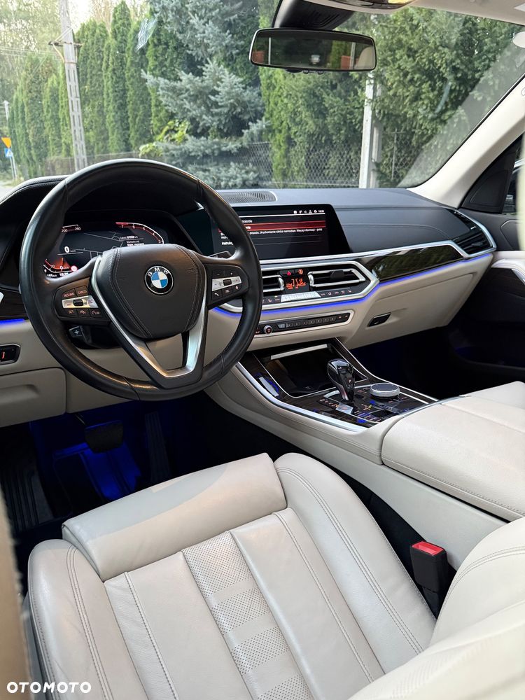 BMW X5 xDrive40i - 20