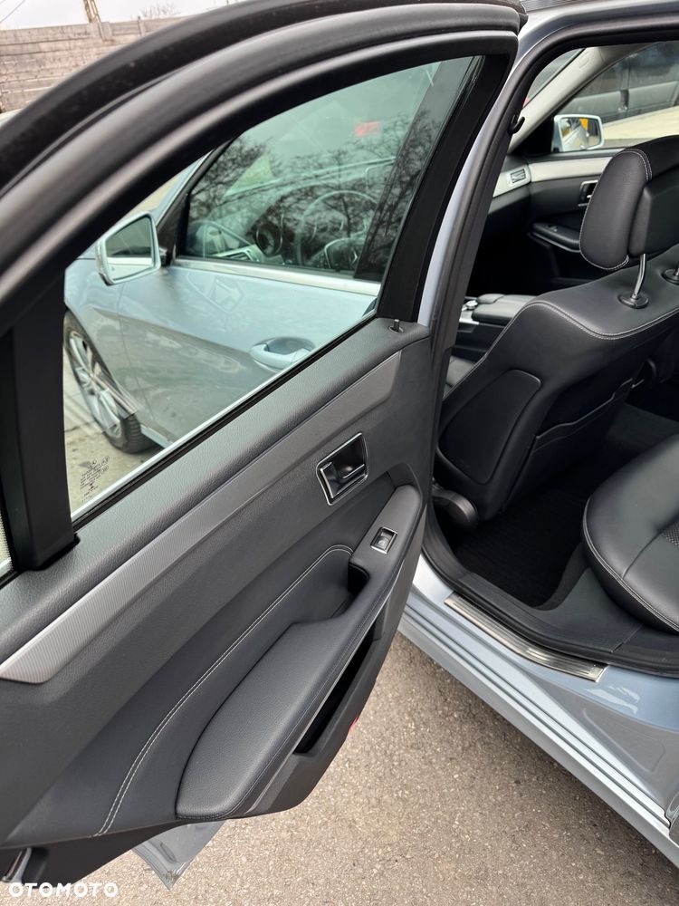 Mercedes-Benz Klasa E 220 BlueTEC 7G-TRONIC Avantgarde - 22