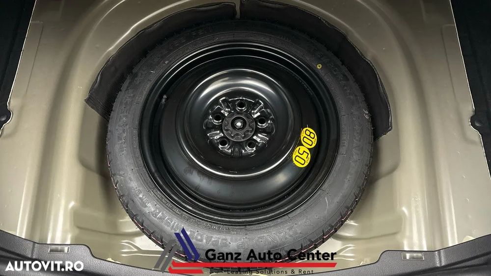 Toyota Camry Executive - 15